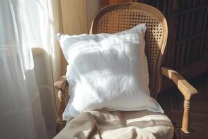 ai generato malacca sedia con bianca cuscino nel boemo stile vivente camera. generativo ai foto