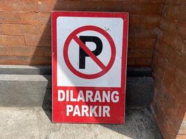no parcheggio cartello nel Indonesia foto