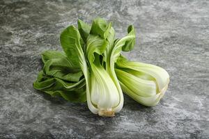 asiatico cucina fresco crudo insalata pak choi foto