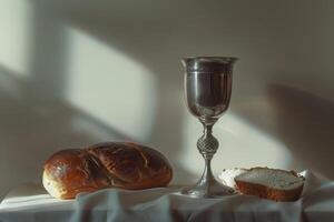ai generato ancora vita raffigurante il Pasqua comunione calice con pane e vino foto