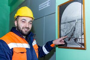 industriale lavoratore a il opera foto