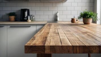 bellissimo legna tavolo superiore e sfocatura bokeh moderno cucina interno sfondo nel pulito e luminosa, studio caldo leggero foto