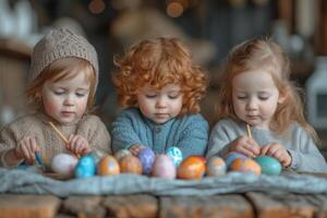 ai generato tre poco bambini dipingere uova. il concetto di figli di creatività Pasqua foto