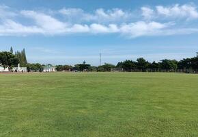 mattina la tranquillità, un' prospettiva su il calcio campo foto