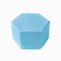 blu regalo scatola con bianca polka puntini foto