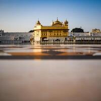 bellissimo Visualizza di d'oro tempio - armandir sahib nel amritsar, punjab, India, famoso indiano sikh punto di riferimento, d'oro tempio, il principale santuario di sikh nel amritsar, India foto