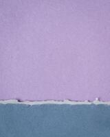 astratto carta paesaggio nel blu e rosa pastello toni - collezione di fatto a mano straccio documenti foto