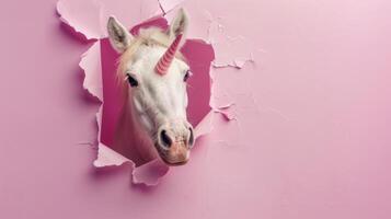 ai generato divertente unicorno colleghi attraverso strappato buco nel vivace carta sfondo. ai generato. foto