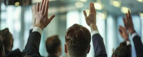 ai generato mani sollevato nel celebrazione. partecipanti nel il conferenza camera con gioia hold su loro mani per celebrare successo e risultato. foto