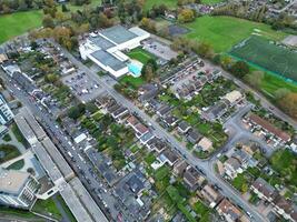 aereo Visualizza di Residenziale quartiere e vero tenuta le case a hemel canapa città di Inghilterra UK. novembre 5°, 2023 foto