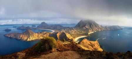 paesaggio Visualizza a partire dal komodo isola , Indonesia foto