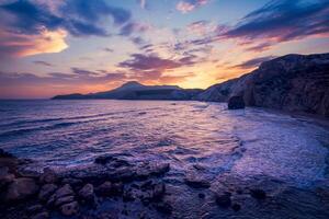 fyriplaka spiaggia su tramonto, milos isola, cicladi, Grecia foto