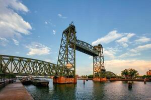 de lui F o Koningshavenbrug ferrovia sollevamento ponte al di sopra di il Koningshaven nel rotterdam foto