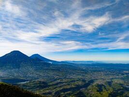 panoramico Visualizza di montare batur vulcano nel Bali, Indonesia foto