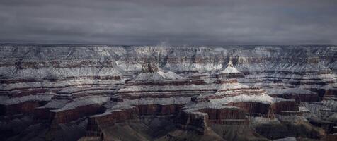 mille dollari canyon neve foto