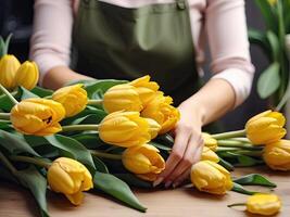 ai generato un' femmina fioraio raccoglie un' mazzo di tulipani - fresco tagliare fiori nel scatole e vasi nel un' magazzino e cremagliere per saldi, consegna per il vacanza. molla, marzo 8, Da donna giorno, compleanno. foto