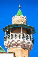 minareto nel tunis medina foto