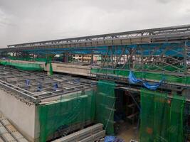 il monorotaia stazione è sotto costruzione. foto