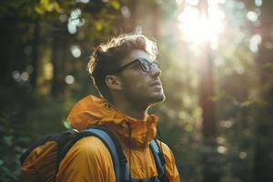 ai generato uomo escursioni a piedi nel il montagne. generativo ai foto