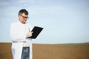 analisi suolo. agronomo. ambientale protezione, biologico suolo certificazione, suolo fertilità analisi foto