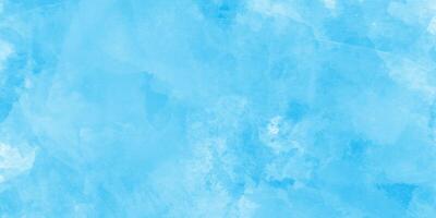 leggero blu acquerello struttura con bianca spruzzi su esso, blu sfondo per coperchio, carta, modello, presentazione e disegno, grunge blu struttura con lavato acquerello con schizzi. foto