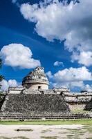 EL caracol a chichen itza foto