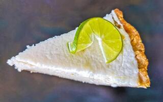 delizioso lime e crema crostata torta fetta nel Messico. foto