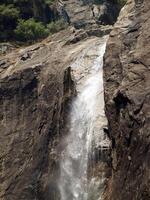 cascata Yosemite nazionale parco California rocce e acqua foto