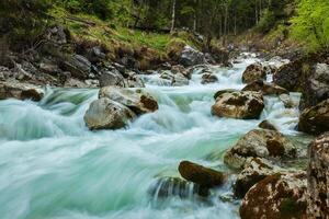 cascata di kuhfluchtwasserfall. farchant, garmisch-partenkirchen foto