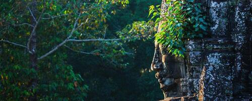 viso di Bayon tempio, angkor, Cambogia foto