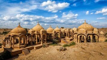 bada bagh cenotafi nel jaisalmer, Rajasthan, India foto