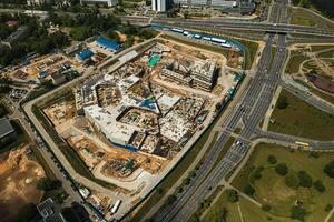 Visualizza a partire dal il altezza di il costruzione luogo nel minsk vicino il nazionale biblioteca.costruzione nel il centro di minsk.minsk costruzione sito.bielorussia foto