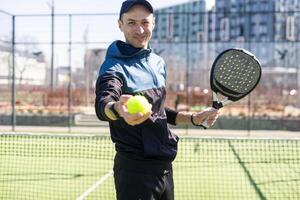 pagaia tennis Giocatori pronto per incontro foto