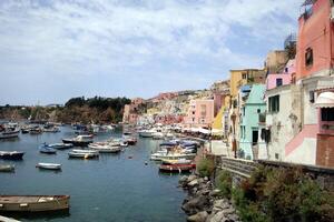 procida in giro il isola. durante il estate foto