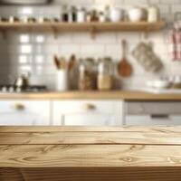 rustico di legno tavolo con sfocato cucina fondale foto