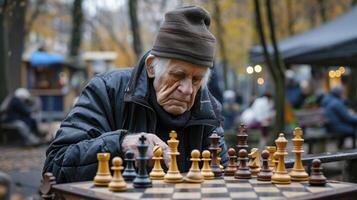 ai generato un anziano europeo uomo è giocando scacchi nel un' parco nel Berlino foto