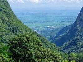 panoramico Visualizza paesaggio di montagne nel settentrionale Tailandia foto