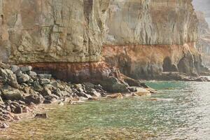 rocce e pietre su il sponde di nonna canaria foto