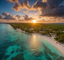 tramonto sulla spiaggia foto