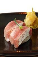 buri duo con Zenzero, classico Sushi bar merenda foto