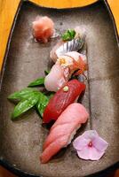 sashimi, classico giapponese piatto foto