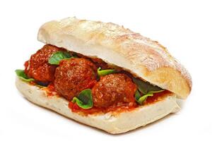 polpetta Sandwich nel pomodoro salsa con lattuga su Ciabatta pane foto