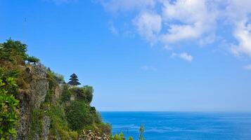 Uluwatu tempio nel Bali, Indonesia foto