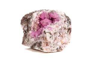 macro minerale pietra cobalto calcite roccia su bianca sfondo foto
