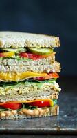 vegetariano diletto Sandwich con fresco verdure foto
