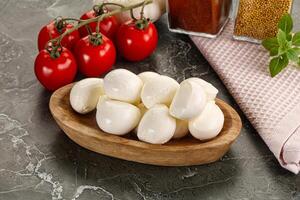 mini mozzarella formaggio bolle mucchio foto