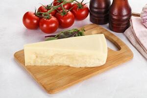 pezzo italiano difficile parmigiano formaggio foto