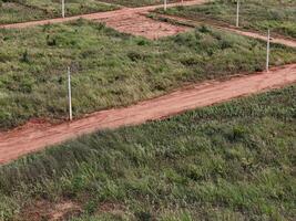 ew suddivisione per case, sporco strada e energia poli foto