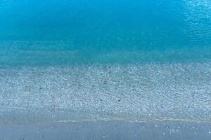 morbido onda su il spiaggia foto