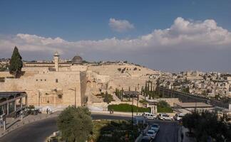 tempio montare Sud parete con al-aqsa moschea e archeologico scavo luogo nel Gerusalemme vecchio città. alto qualità foto